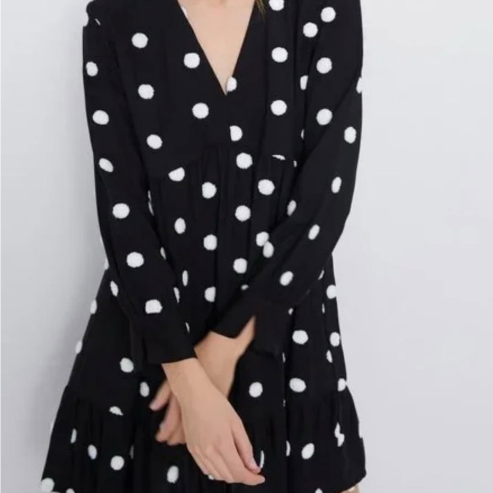 ZARA Black White POLKA DOT EMBROIDERED DRESS Ruffled V-neck Size S RN 77302 - Picture 2 of 6